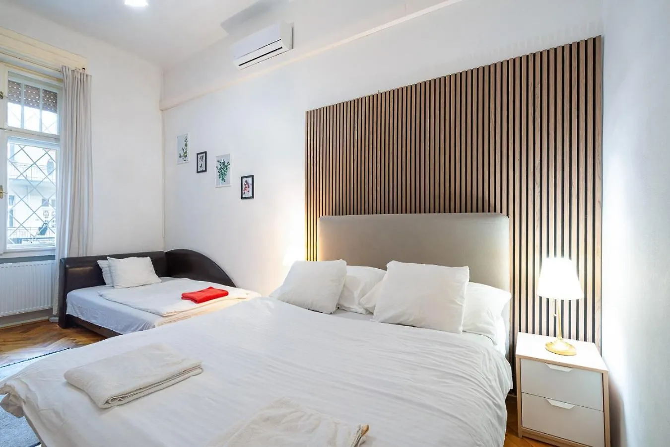 Apartament Beautiful Spacious Three-Room Suite Close To Buda Castle Budapeszt