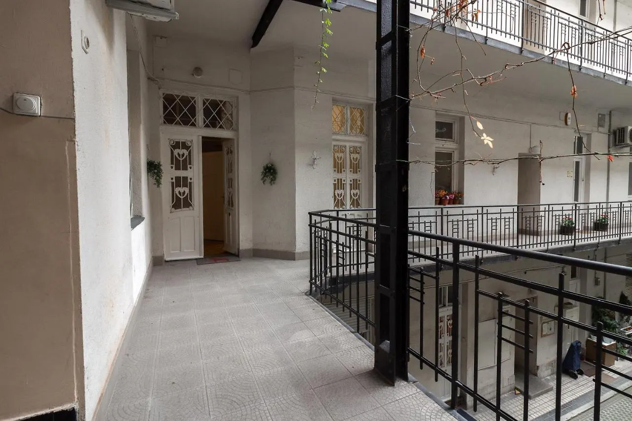 Beautiful Spacious Three-Room Suite Close To Buda Castle Budapest Apartment